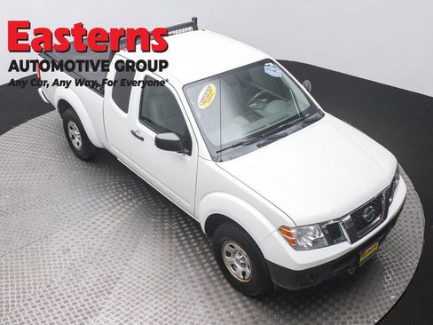 Used 2019 Nissan Frontier S image 3