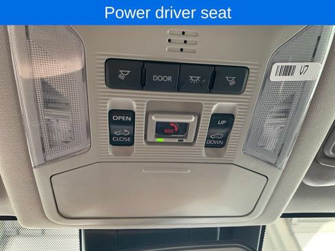 Used 2023 Toyota RAV4 XLE w/ Convenience Package AWD/4WD image 10