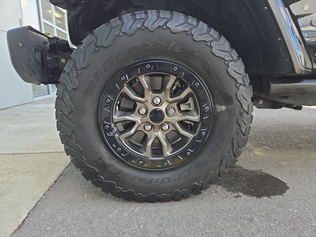 Used 2023 Jeep Wrangler Unlimited Rubicon 392 AWD/4WD image 10