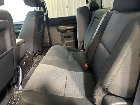 Used 2010 GMC Sierra 1500 SLE w/ Regional Value Package image 17