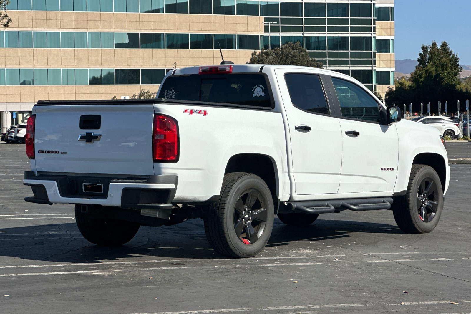 Used 2019 Chevrolet Colorado LT w/ Redline Special Edition AWD/4WD image 4