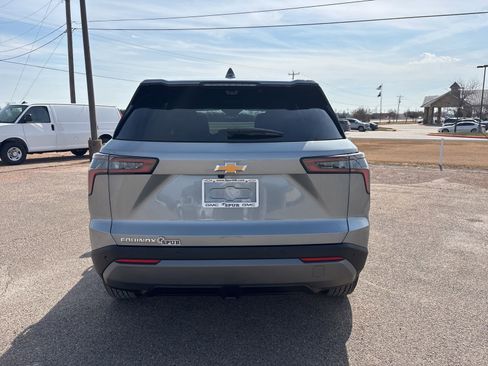 New 2026 Chevrolet Equinox LT w/ Convenience Package II image 5