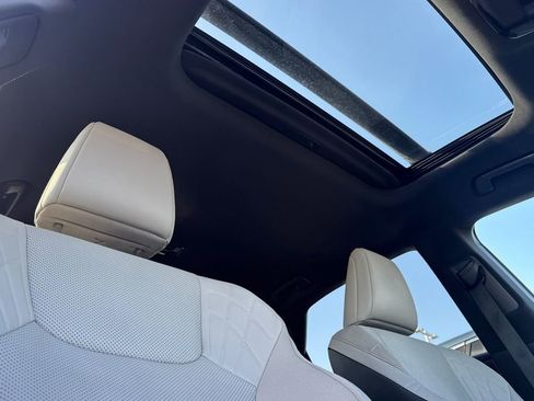 Used 2023 Lexus RX 350h w/ Accessory Package (Z1) image 17