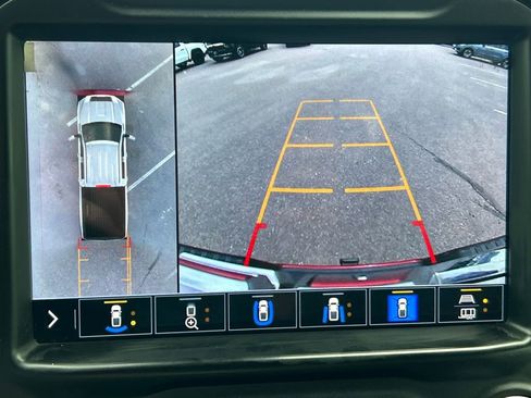 Used 2021 GMC Sierra 2500 AT4 w/ AT4 Premium Plus Package image 15