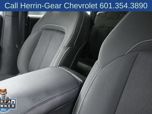 Used 2024 Jeep Grand Cherokee L Laredo RWD image 14
