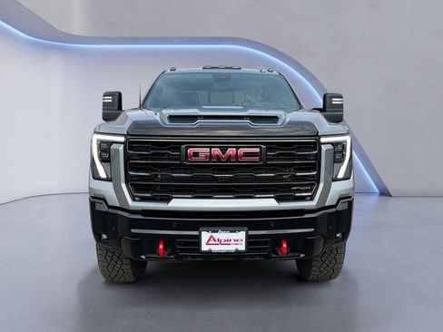 Used 2025 GMC Sierra 2500 AT4X AWD/4WD image 8