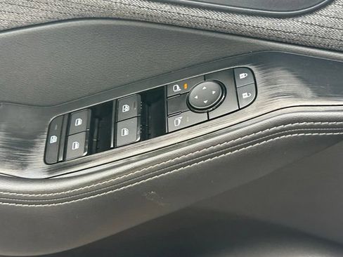 Certified 2023 Nissan Rogue SV AWD/4WD image 19