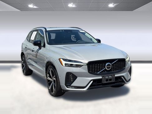 Used 2024 Volvo XC60 B5 Ultimate w/ Climate Package AWD/4WD image 7