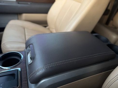 Used 2013 Ford F150 Lariat w/ Luxury Equipment Group image 24