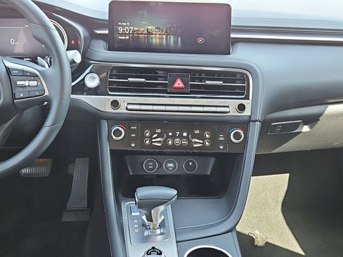 Certified 2026 Genesis G70 2.5T Prestige RWD image 20