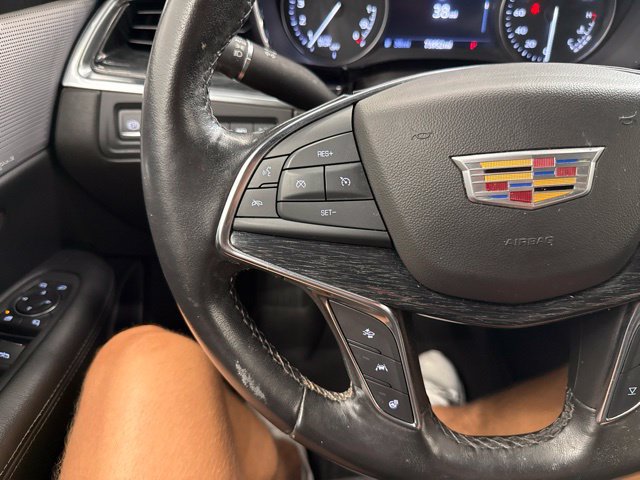 Used 2022 Cadillac XT5 Premium Luxury w/ Technology Package AWD/4WD image 23