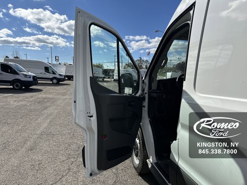 New 2026 Ford Transit 250 148 Medium Roof image 11
