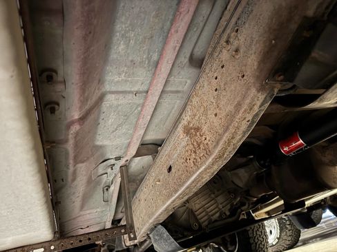 Used 1995 Ford F250 XLT image 31