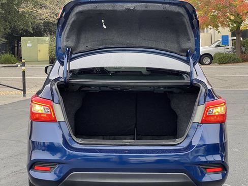 Used 2019 Nissan Sentra SV w/ Special Edition Package image 5