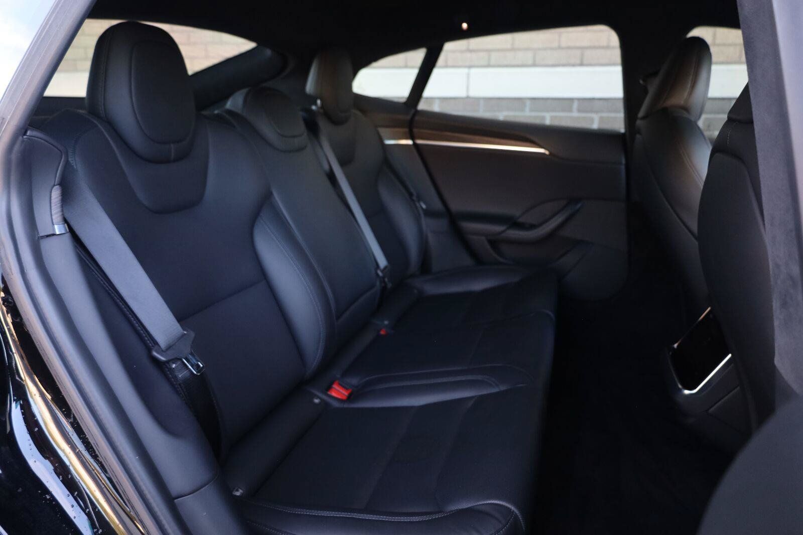 Used 2022 Tesla Model S Standard Range AWD/4WD image 24
