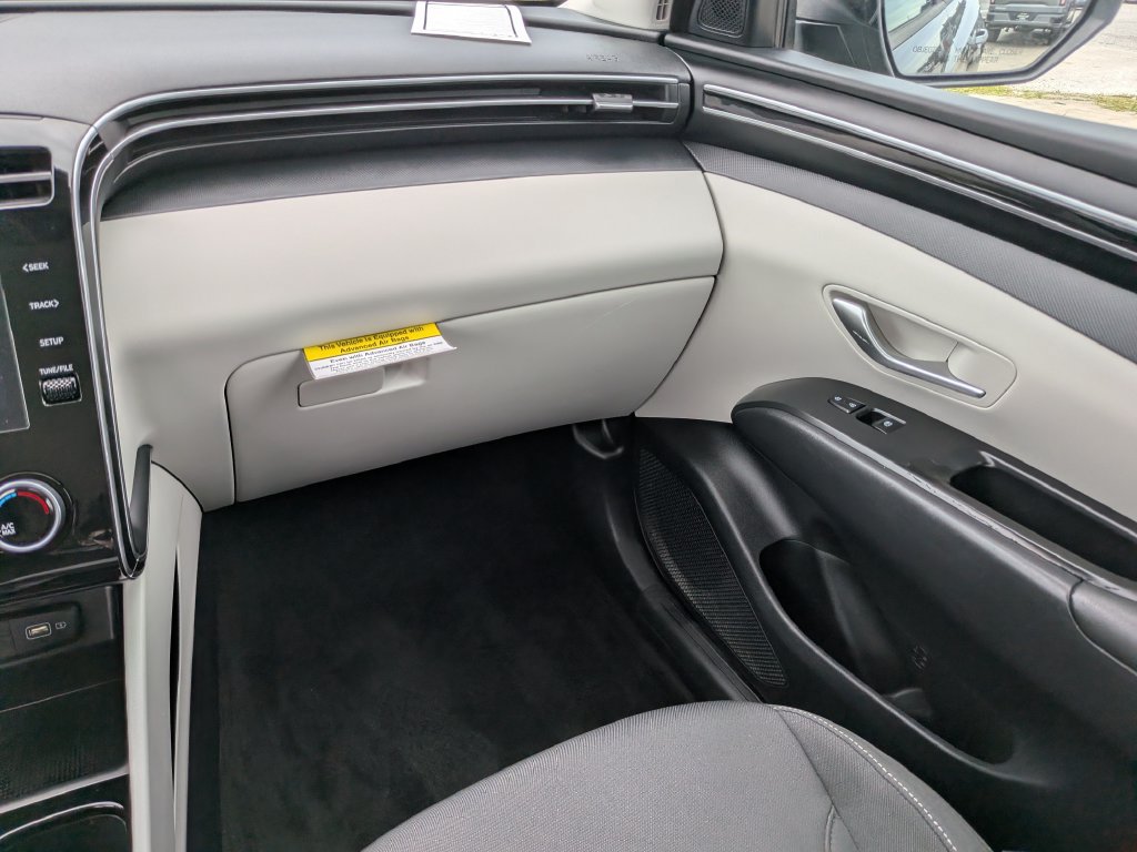Used 2022 Hyundai Tucson SEL FWD image 17