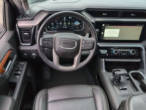Certified 2022 GMC Sierra 1500 Denali w/ Denali Reserve Package AWD/4WD image 22
