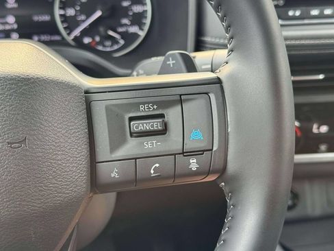 Certified 2026 Nissan Rogue SV AWD/4WD image 23