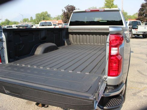 Used 2024 Chevrolet Silverado 2500 W/T w/ WT/CX Safety Package AWD/4WD image 12