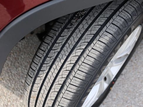 Used 2021 Jeep Cherokee Latitude image 23