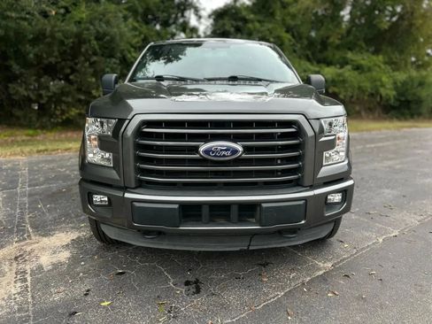 Used 2017 Ford F150 XLT w/ Equipment Group 302A Luxury image 4