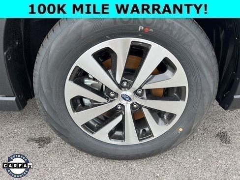 Used 2025 Subaru Outback Premium image 9