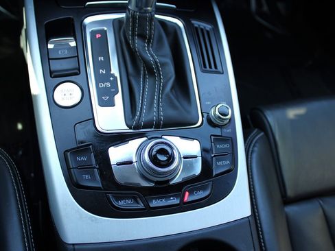 Used 2013 Audi S5 Prestige w/ Prestige Pkg image 30