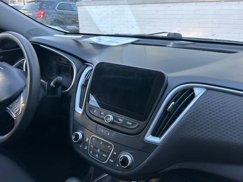 Used 2023 Chevrolet Malibu LT image 10