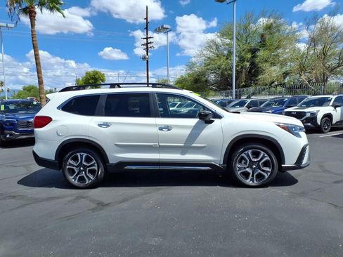 Used 2025 Subaru Ascent Touring w/ Popular Package #2 AWD/4WD image 10