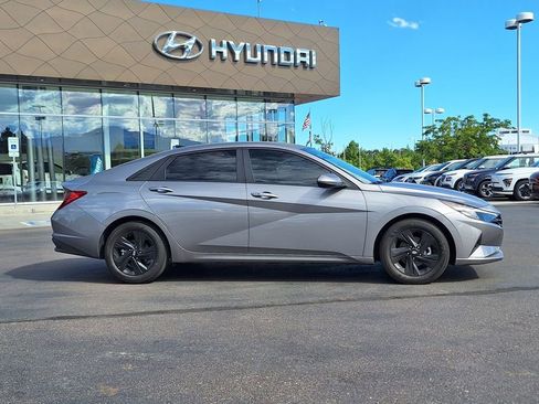 Certified 2023 Hyundai Elantra SEL image 2