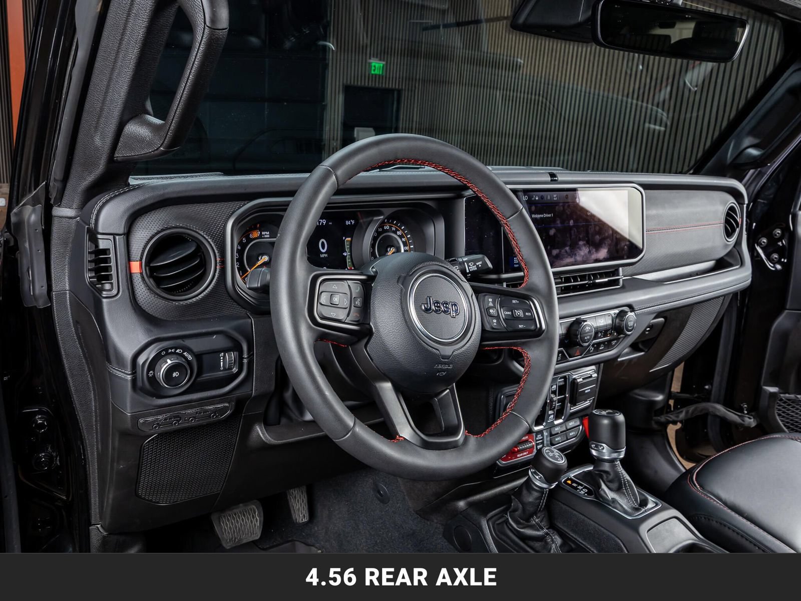 Used 2024 Jeep Wrangler Unlimited Rubicon AWD/4WD image 13