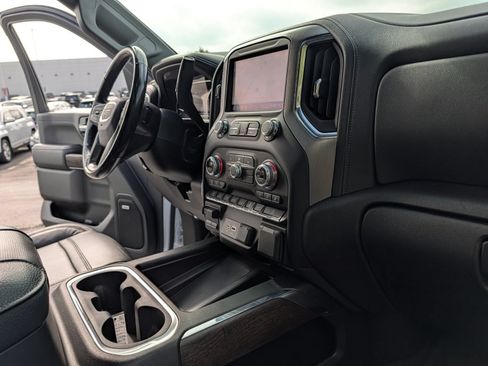 Used 2022 GMC Sierra 2500 Denali AWD/4WD image 32