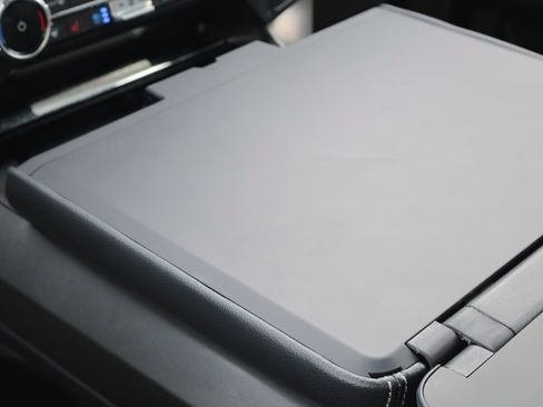 Used 2025 Ford F150 Lariat w/ Equipment Group 501A Mid image 19