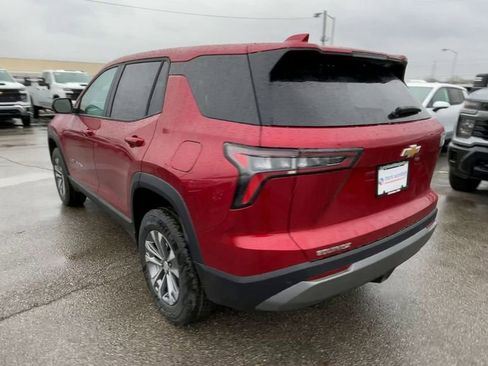 New 2026 Chevrolet Equinox LT w/ Safety and Technology Package FWD image 8