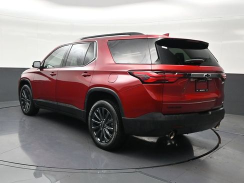 Used 2023 Chevrolet Traverse RS FWD image 3