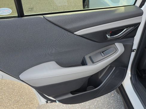 Used 2025 Subaru Outback Premium w/ Popular Package #1A image 28