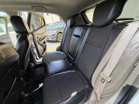 Used 2019 Buick Encore Preferred w/ LPO, Active Package FWD image 13