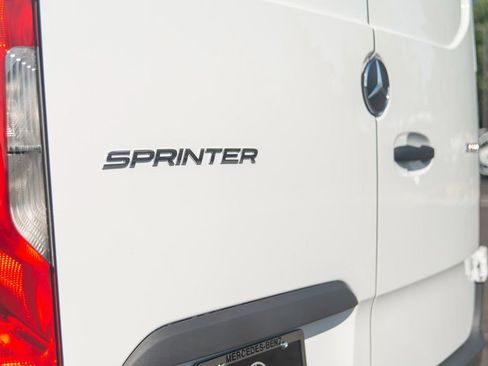 Used 2024 Mercedes-Benz Sprinter 144 Cargo image 17