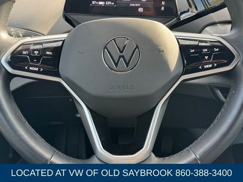 Certified 2022 Volkswagen ID.4 Pro AWD/4WD image 36