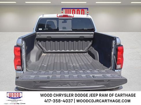 Used 2024 Chevrolet Colorado Z71 w/ Z71 Convenience Package 2 AWD/4WD image 10