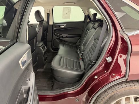 Used 2024 Ford Edge SEL w/ Convenience Package AWD/4WD image 16