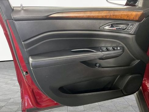Used 2014 Cadillac SRX Luxury w/ Driver Awareness Package FWD image 16