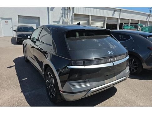 Used 2024 Hyundai Ioniq 5 Limited image 4
