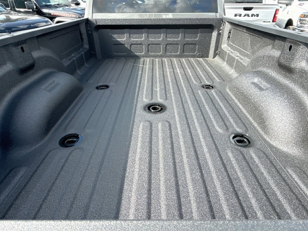New 2027 RAM 3500 Big Horn AWD/4WD image 29