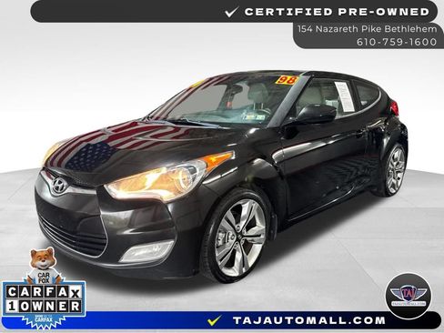 Used 2014 Hyundai Veloster w/ Technology Package 03 FWD image 1