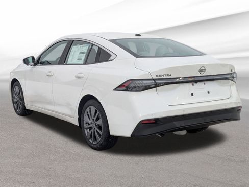 New 2026 Nissan Sentra SL w/ Floor Mat Package FWD image 8