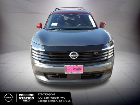 New 2025 Nissan Kicks SR image 9