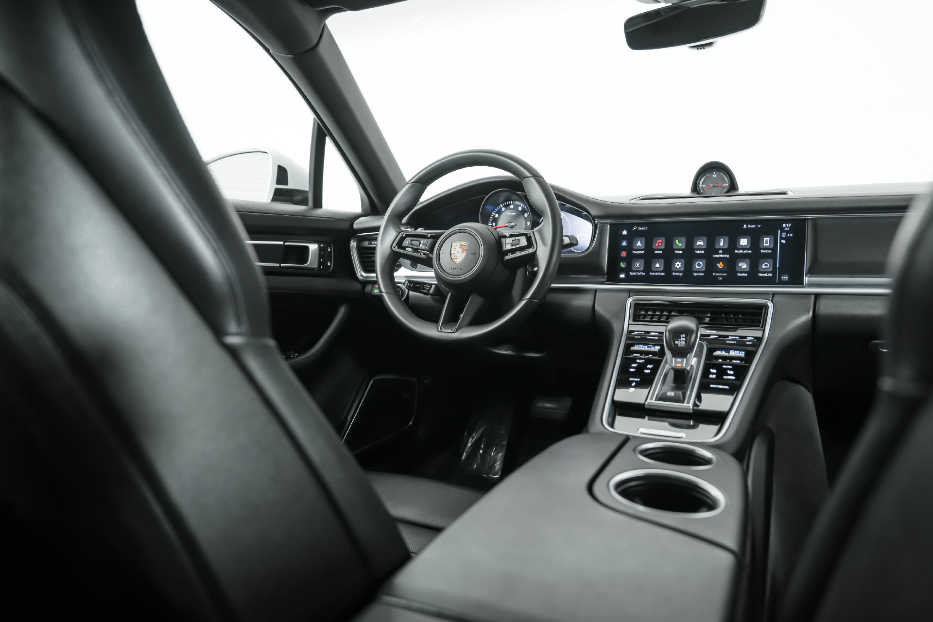Used 2023 Porsche Panamera Platinum Edition RWD image 46