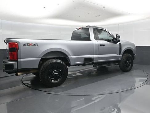 Used 2023 Ford F250 XL w/ STX Appearance Package AWD/4WD image 29