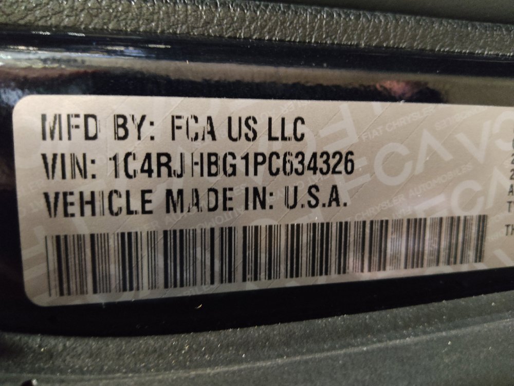 Used 2023 Jeep Grand Cherokee Limited w/ Luxury Tech Group II AWD/4WD image 33
